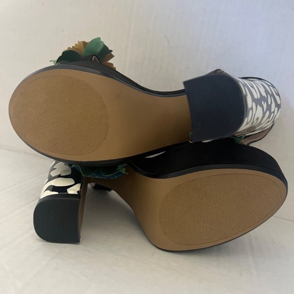 Betsey Johnson Platform Floral Heels Flower heels Size 5 - Picture 7 of 11